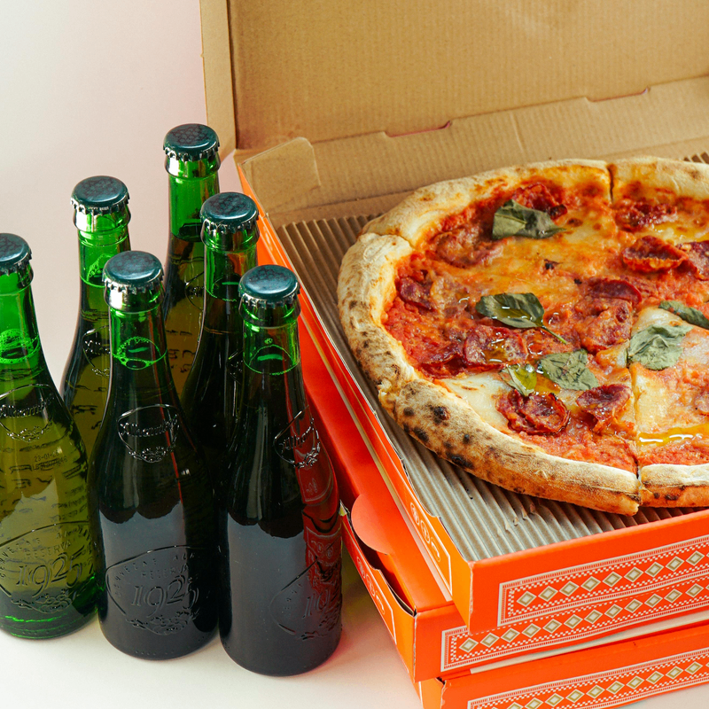 A Diavola Pizza & 6 Alhambra 1925 Beers - Bundle | Beer & Food - Buy online with Fyxx for delivery.