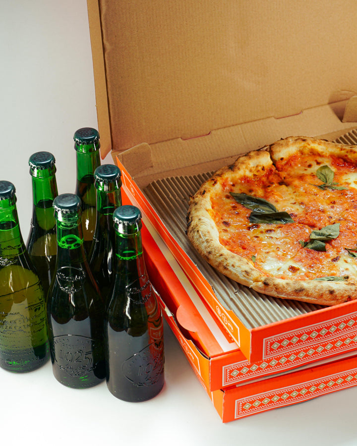 A Margherita Fior Di Latte Pizza & 6 Alhambra 1925 Beers - Bundle | Beer & Food - Buy online with Fyxx for delivery.