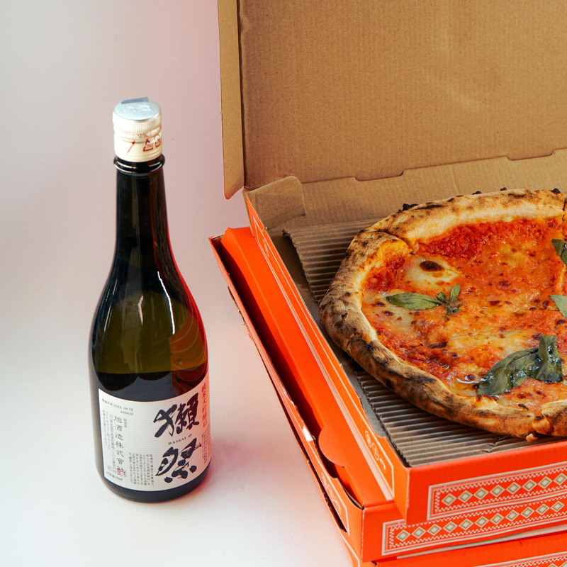 A Funghi E Parmigiano Pizza & 1 Bottle of Sake - Bundle | Sake & Food - Buy online with Fyxx for delivery.