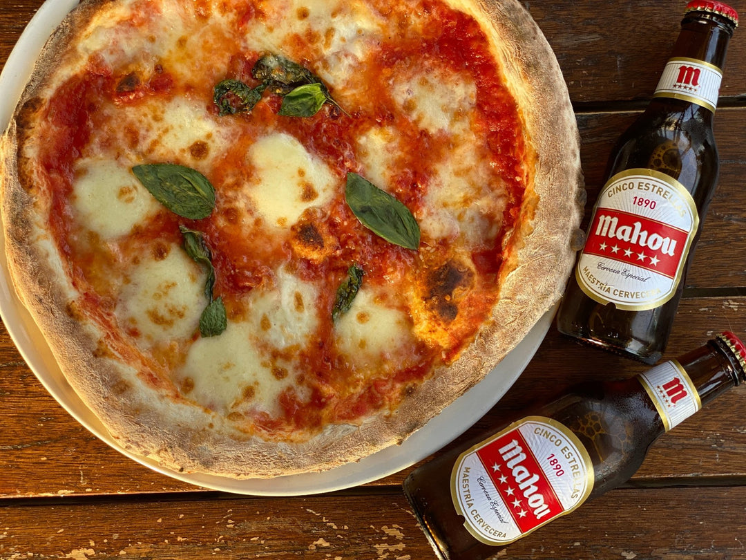 1 Margherita Fior Di Latte Pizza Paired with 6 Mahou Beers - Bundle | Beer & Food - Buy online with Fyxx for delivery.