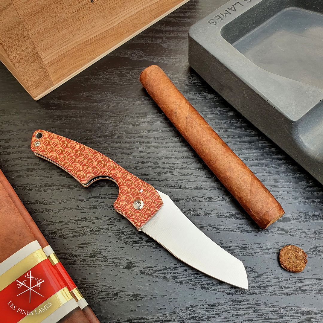 Les Fines Lames l LE PETIT Cigar Cutter - Art Series - Cigar Accessory - Buy online with Fyxx for delivery.