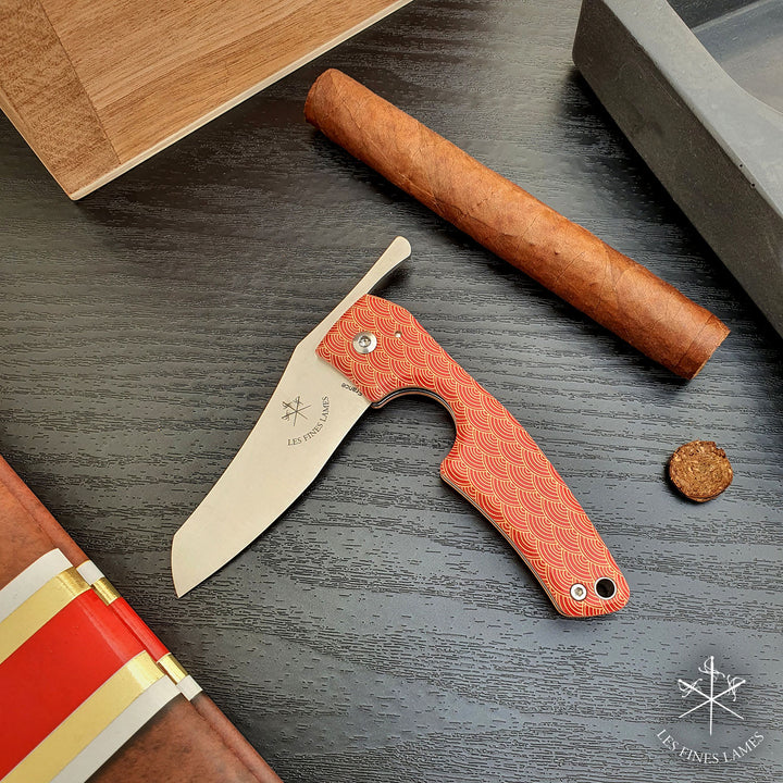 Les Fines Lames l LE PETIT Cigar Cutter - Art Series - Cigar Accessory - Buy online with Fyxx for delivery.