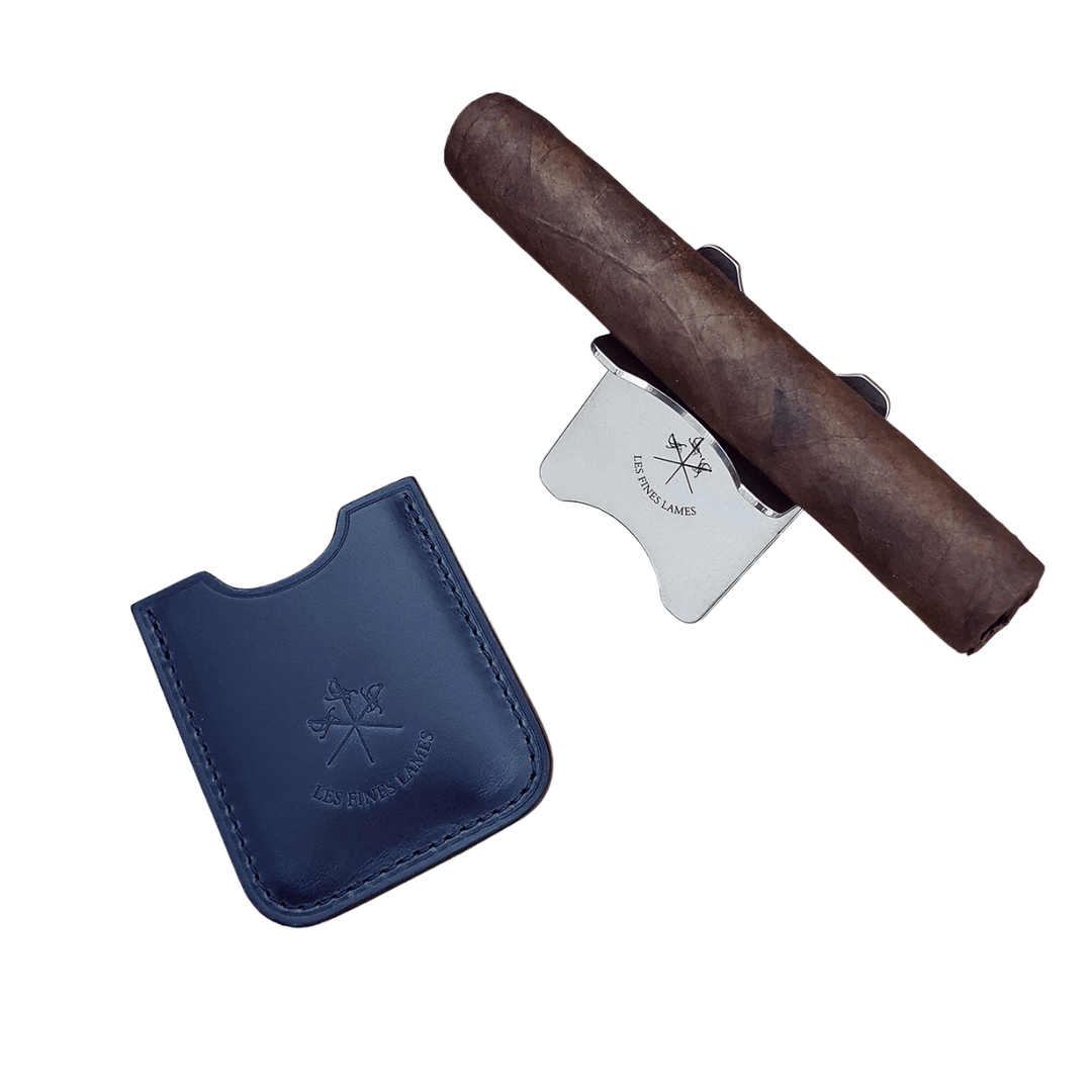 Les Fines Lames | Cigar Stand With Leather Sleeve - Cigar Accessory - Buy online with Fyxx for delivery.