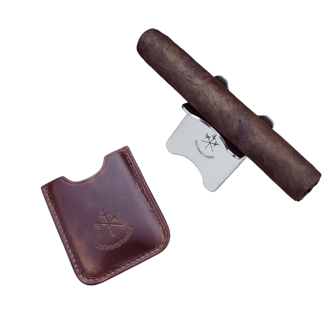 Les Fines Lames | Cigar Stand With Leather Sleeve - Cigar Accessory - Buy online with Fyxx for delivery.