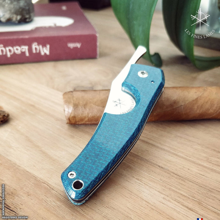 Les Fines Lames l LE PETIT Cigar Cutter - Composite Micarta Blue - Cigar Accessory - Buy online with Fyxx for delivery.