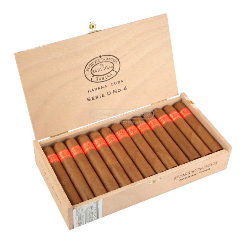 Partagas | Serie D No.4 - Cigars - Buy online with Fyxx for delivery.
